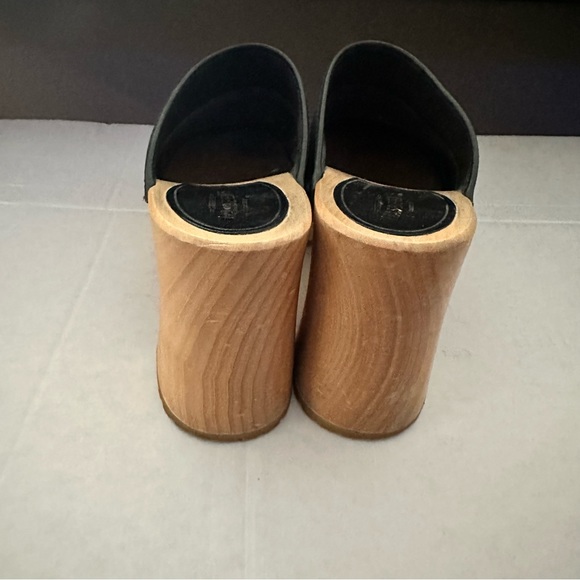 Swedish Hasbeens color block clogs - Picture 4 of 8